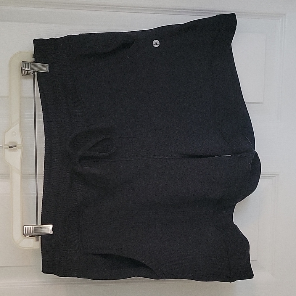 Active Life shorts